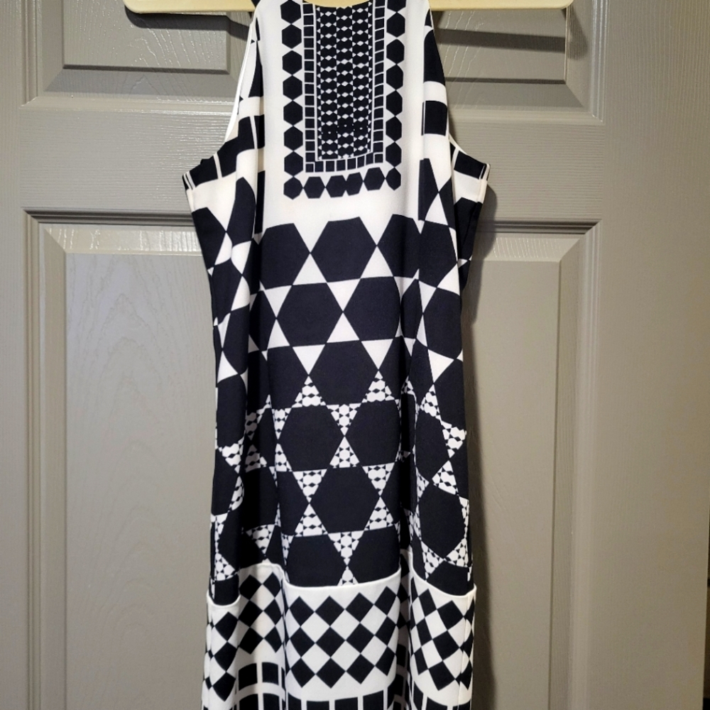 Bebe - White/Black Dress